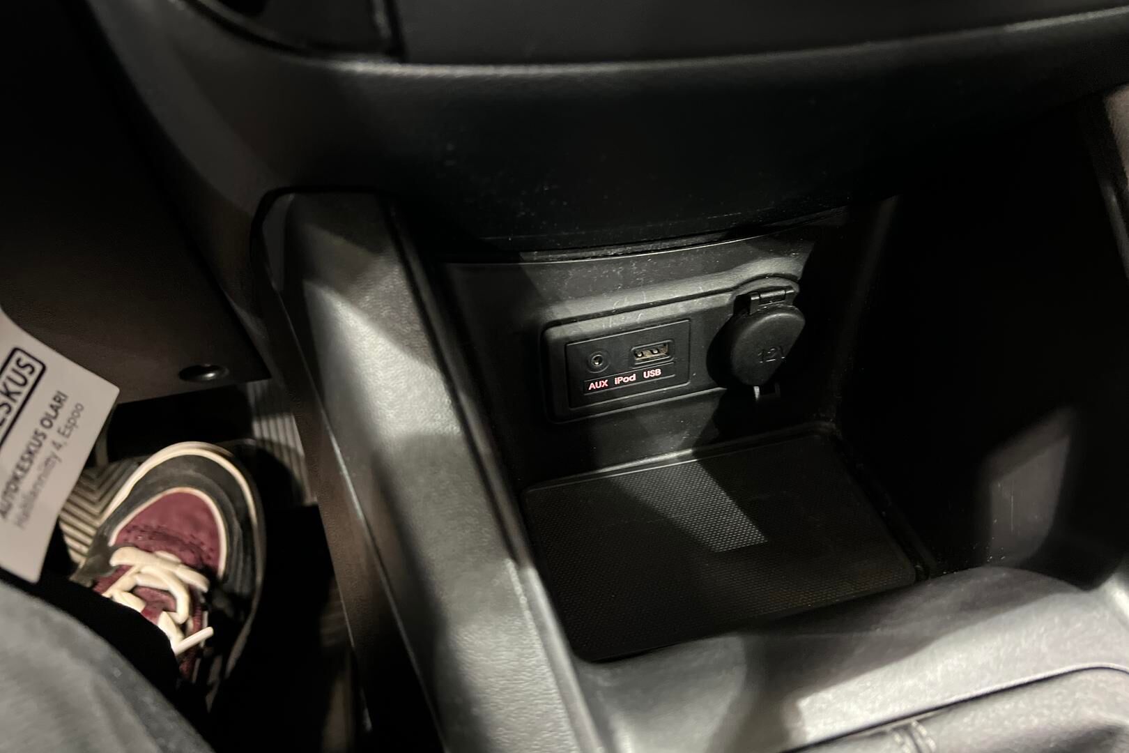 Kia Venga iso kuva 17