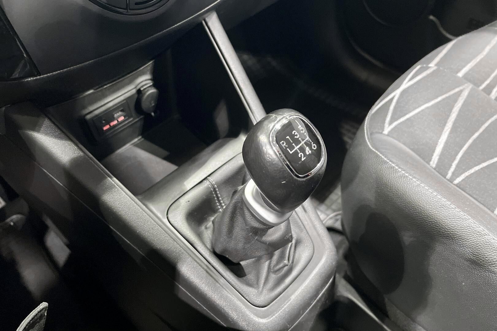 Kia Venga iso kuva 26