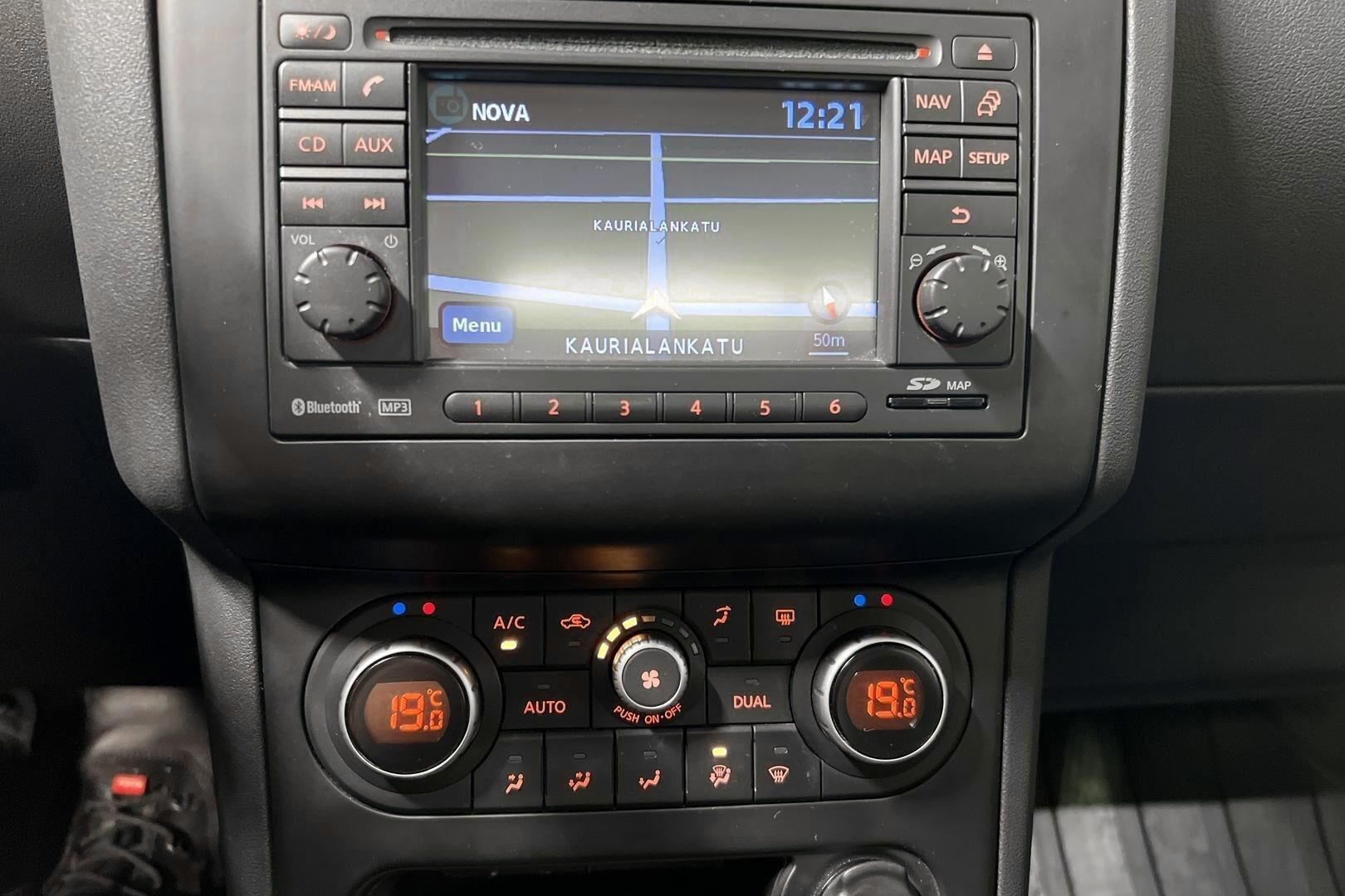 Nissan Qashqai iso kuva 15