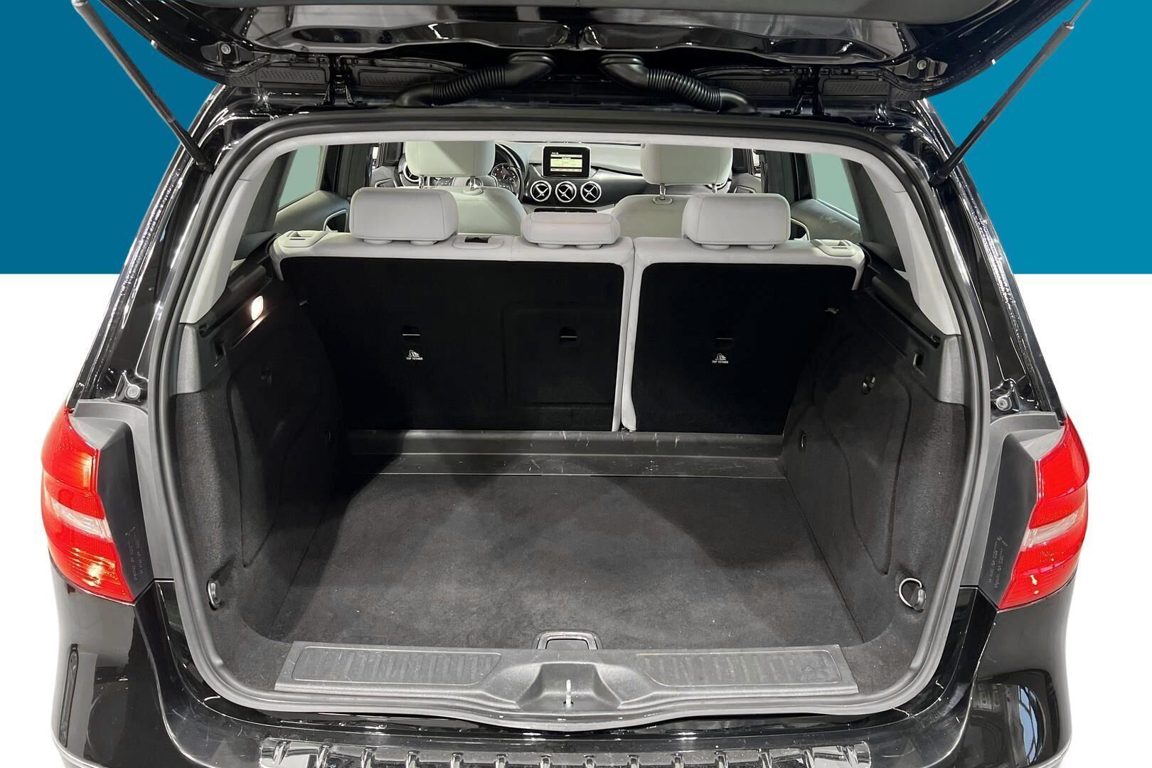 Mercedes-Benz B iso kuva 17