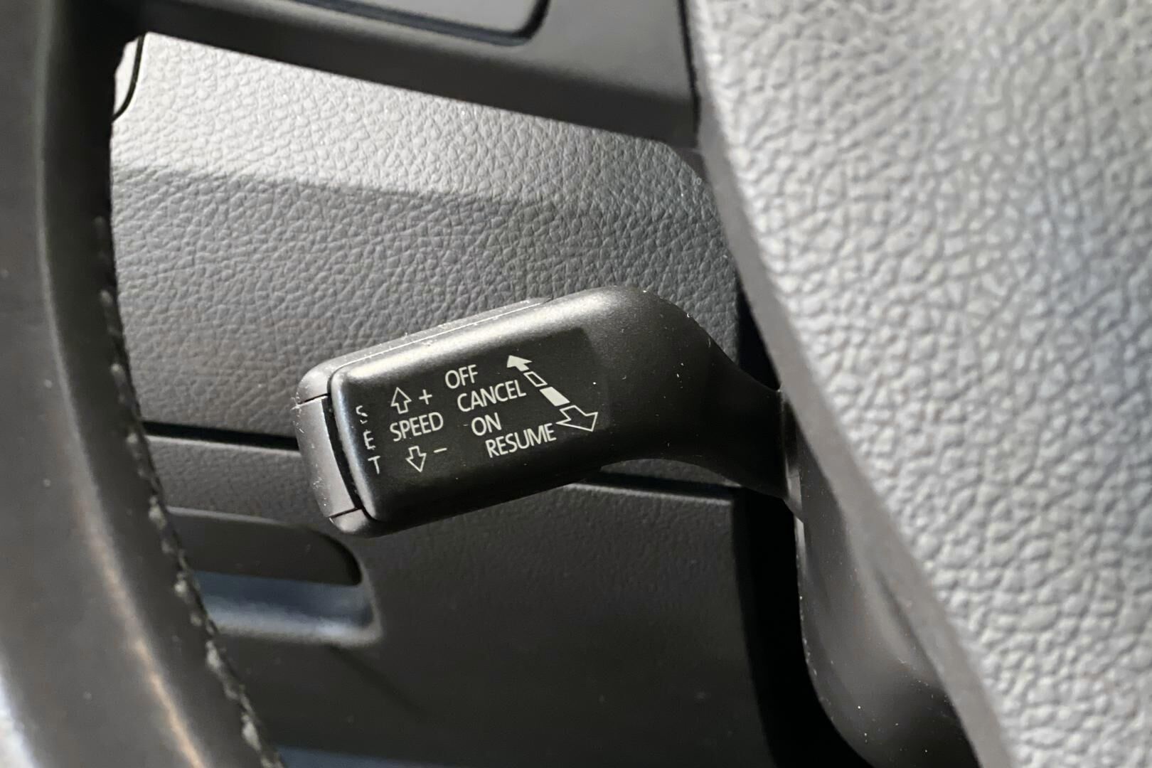 Volkswagen CC iso kuva 14