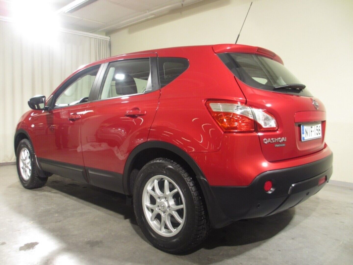 Nissan Qashqai iso kuva 3