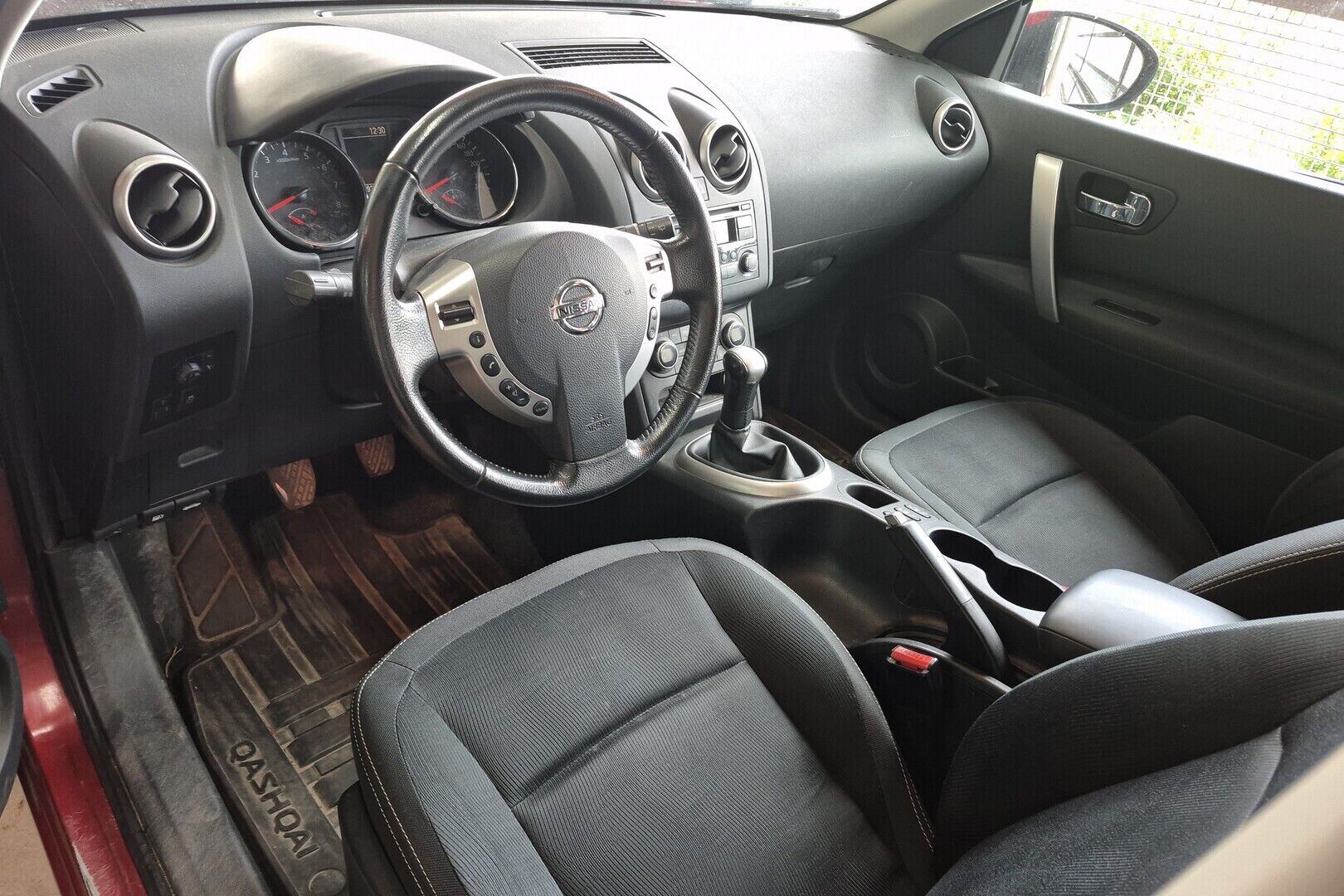 Nissan Qashqai iso kuva 1