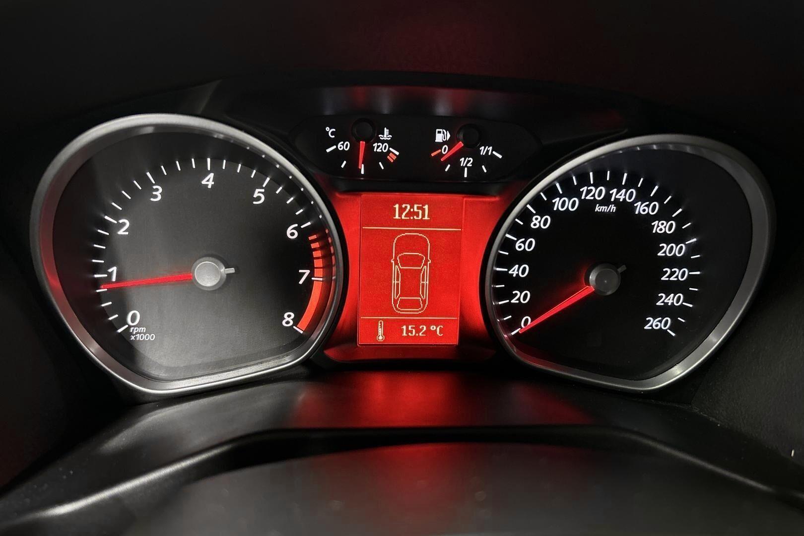 Ford Mondeo iso kuva 14