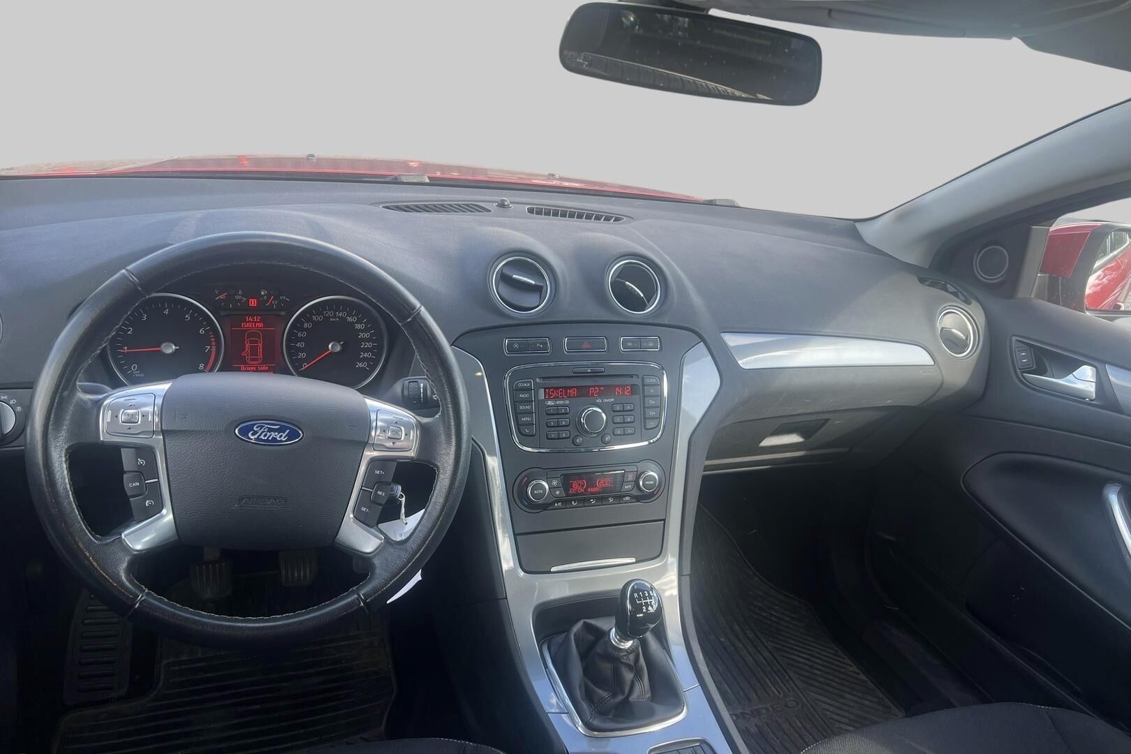 Ford Mondeo 2012, photo 3/5
