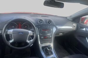 Ford Mondeo esikatselu 2