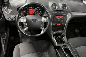 Ford Mondeo esikatselu 25