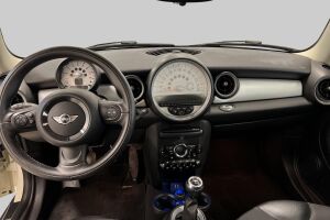 MINI Cooper esikatselu 10