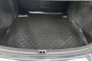 Toyota Avensis esikatselu 11