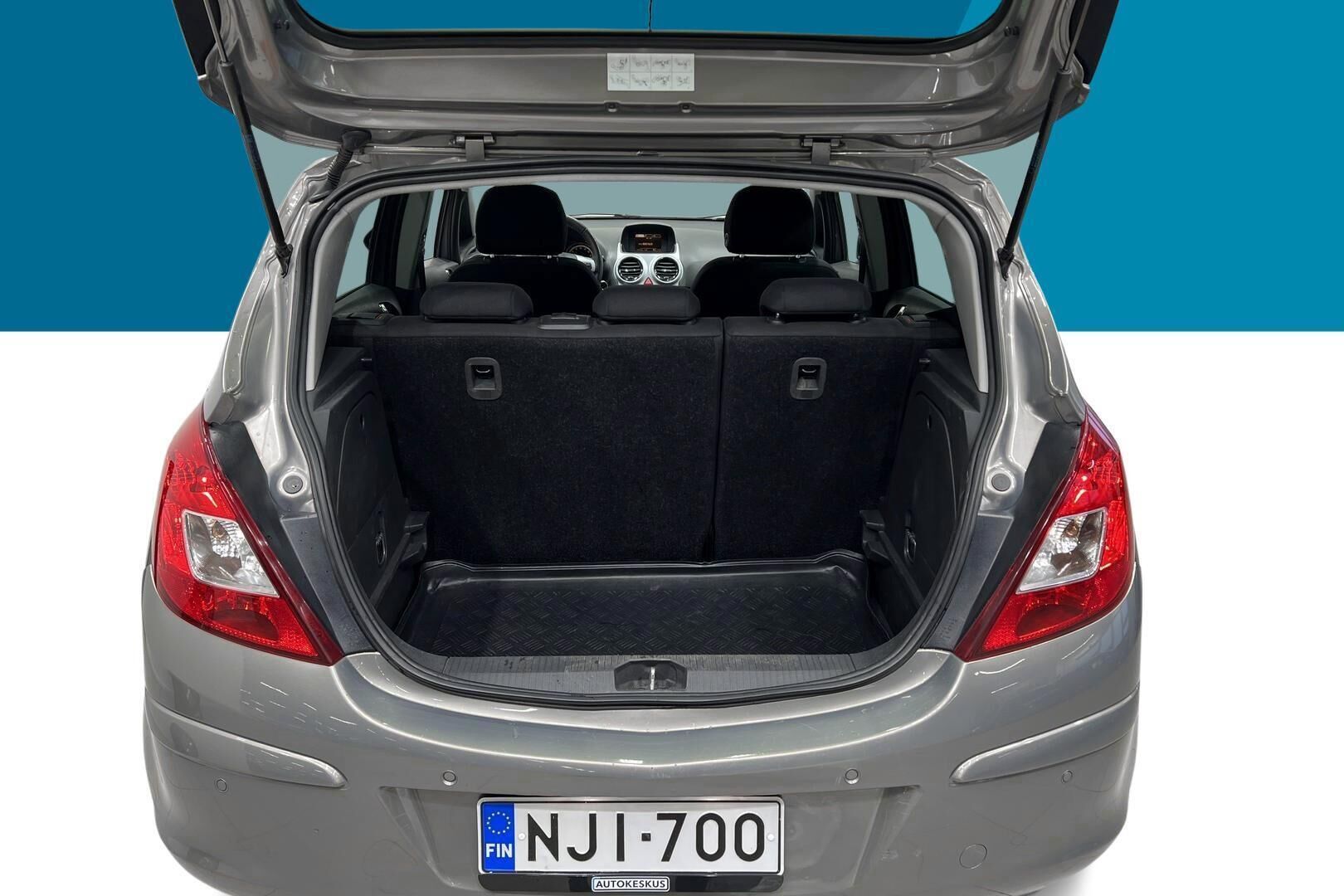 Opel Corsa iso kuva 12