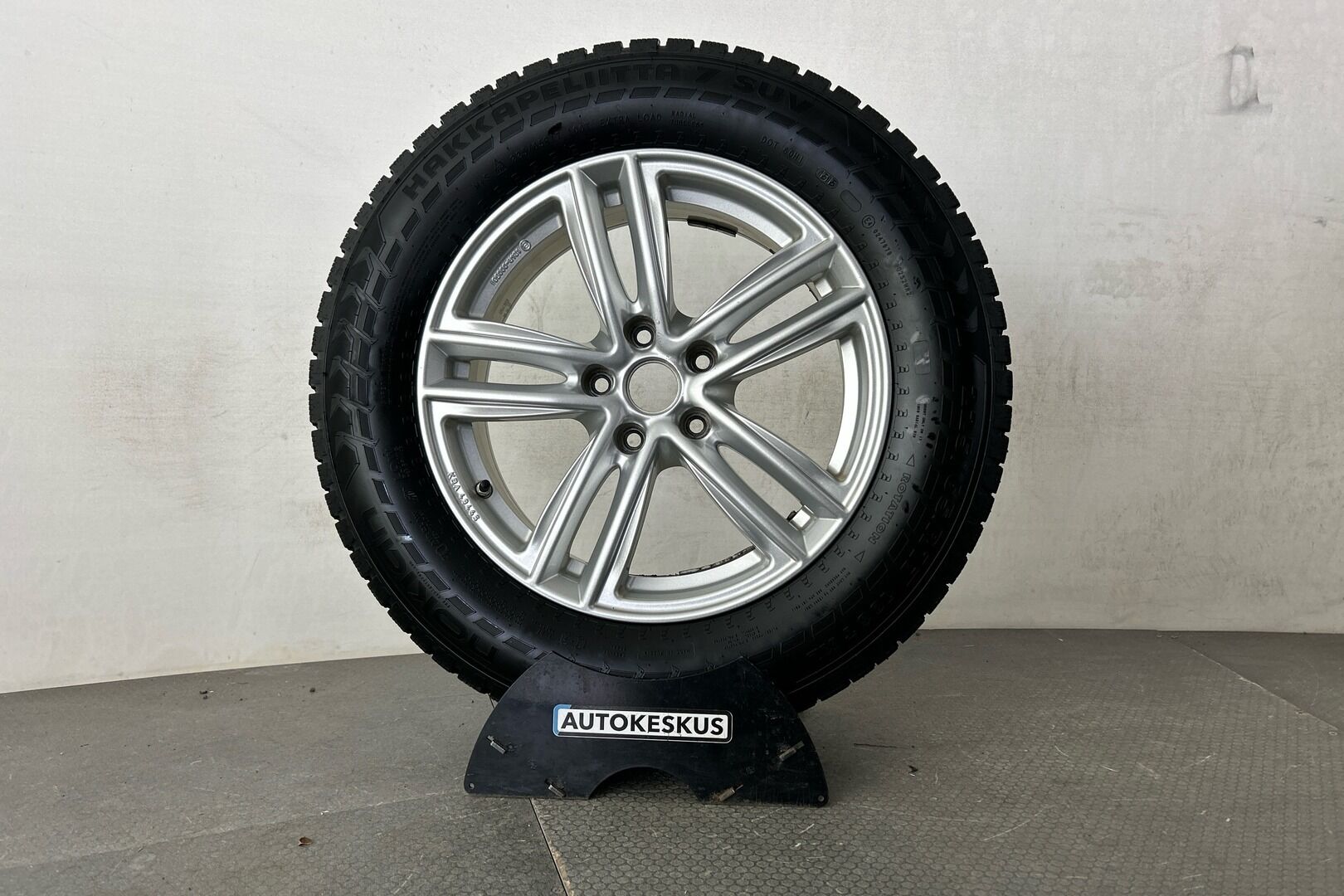 Nissan X-Trail iso kuva 9