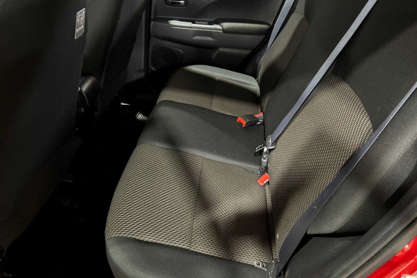 Mitsubishi ASX iso kuva 12