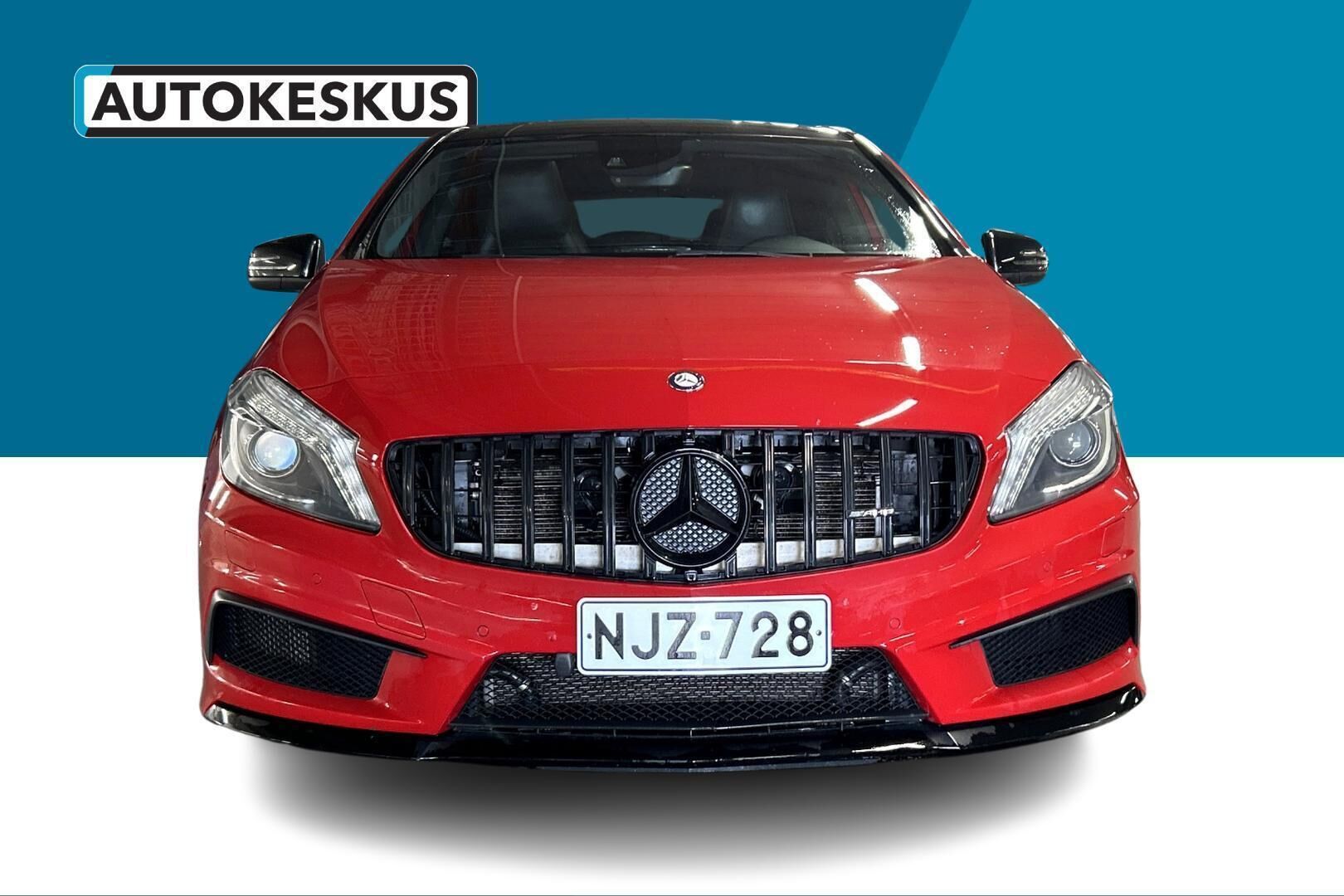 Mercedes-Benz A 45 AMG iso kuva 2