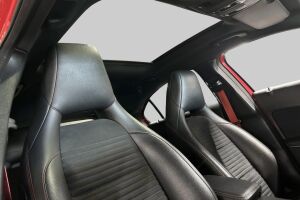 Mercedes-Benz A 45 AMG esikatselu 27