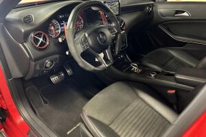 Mercedes-Benz A 45 AMG esikatselu 9