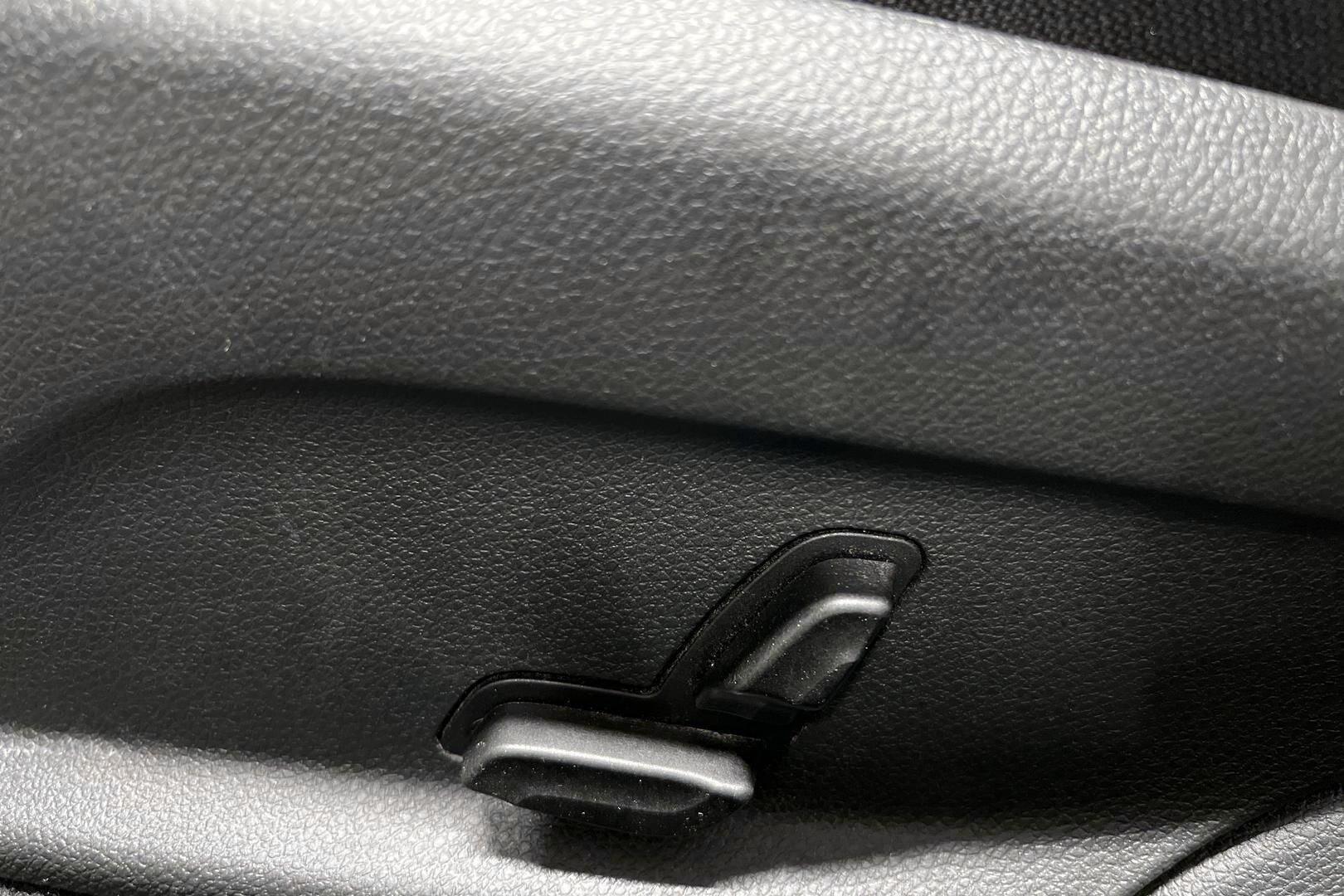 Mercedes-Benz C iso kuva 15