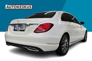 Mercedes-Benz C esikatselu 3