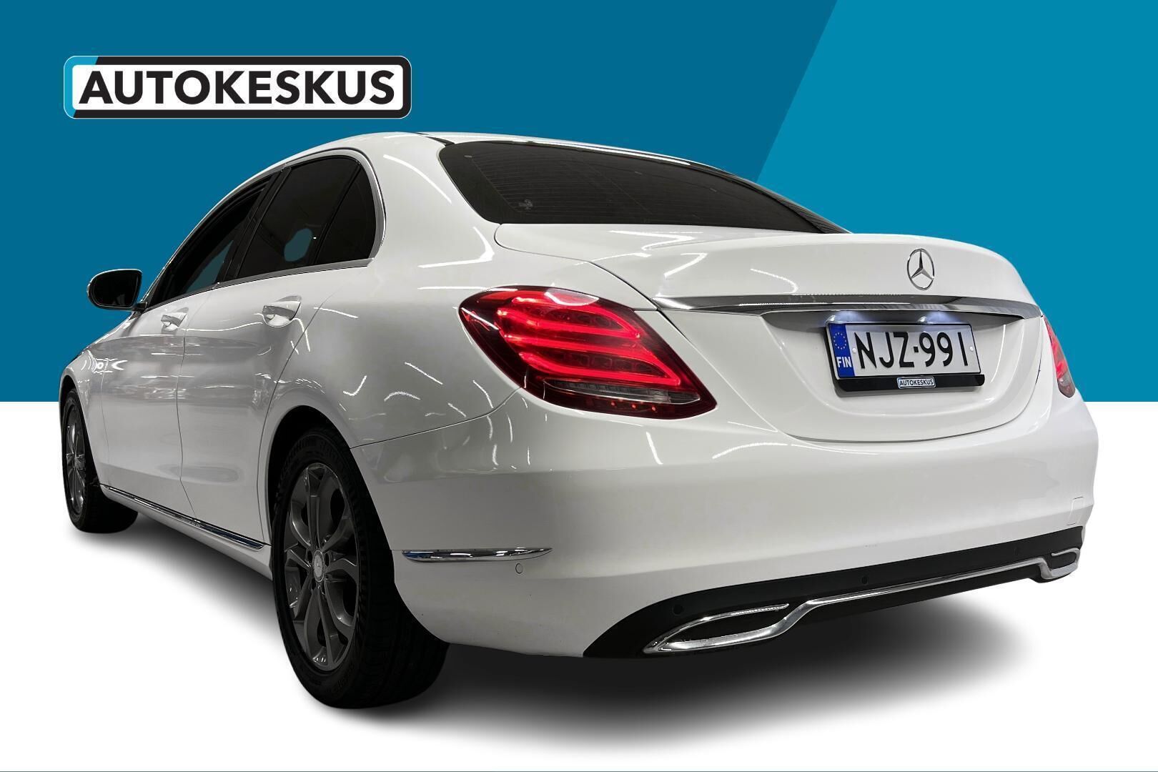 Mercedes-Benz C iso kuva 20