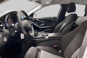 Mercedes-Benz C esikatselu 6