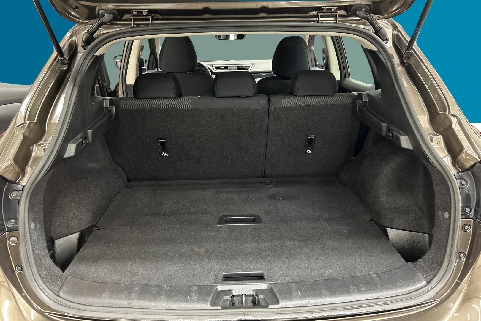 Nissan Qashqai iso kuva 12