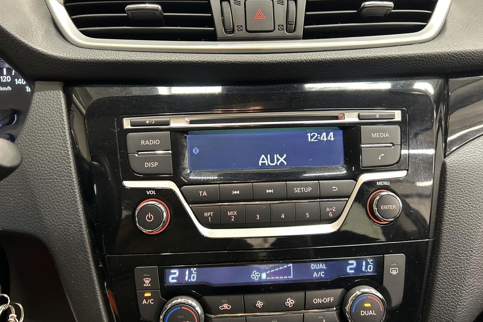 Nissan Qashqai iso kuva 15