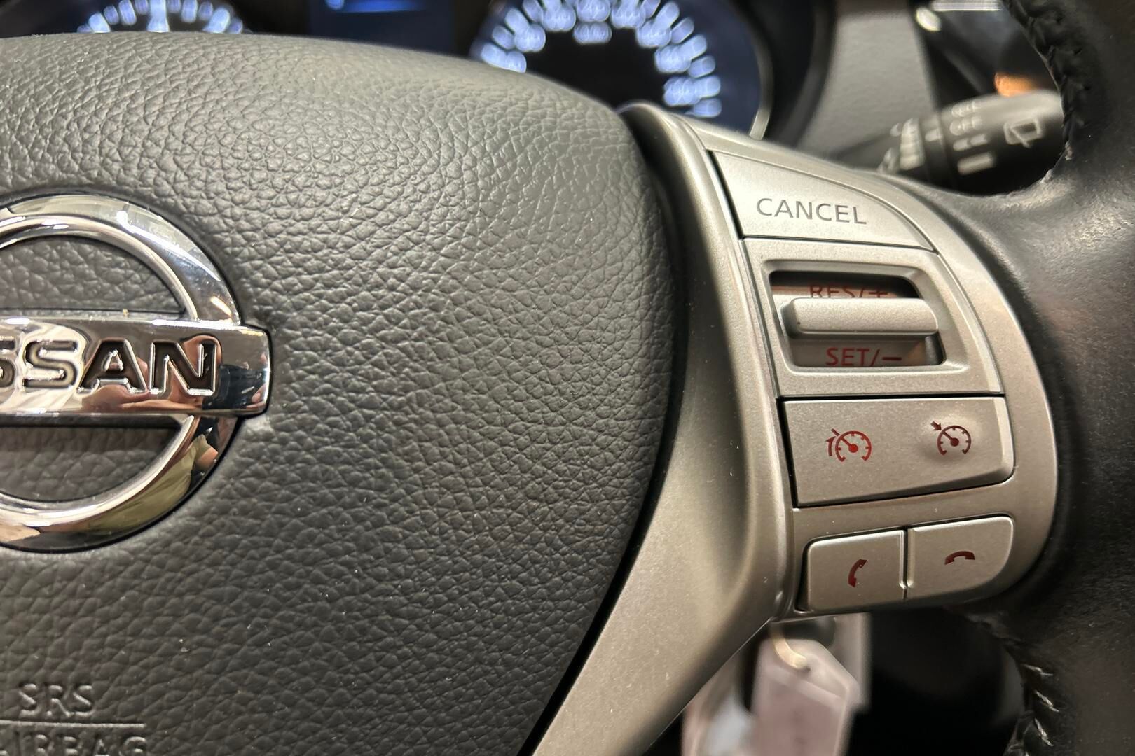 Nissan Qashqai iso kuva 17