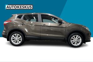 Nissan Qashqai esikatselu 4