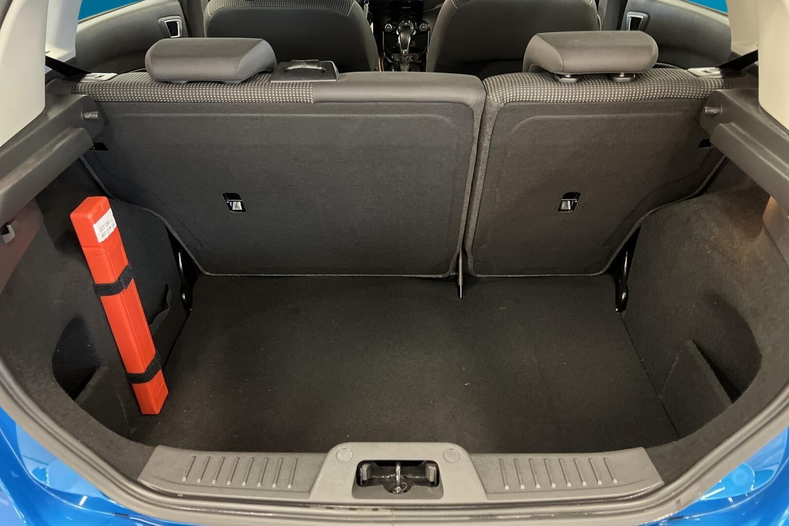 Ford Fiesta iso kuva 10