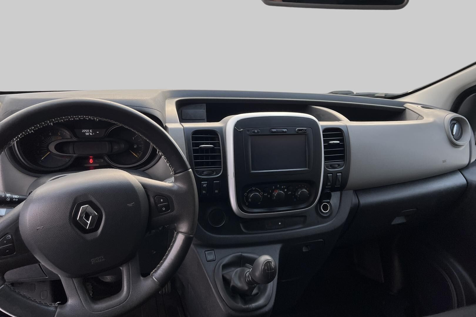 Renault Trafic iso kuva 9