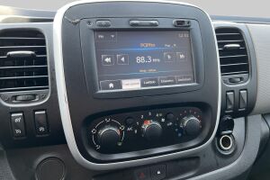 Renault Trafic esikatselu 15