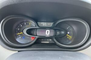 Renault Trafic esikatselu 15