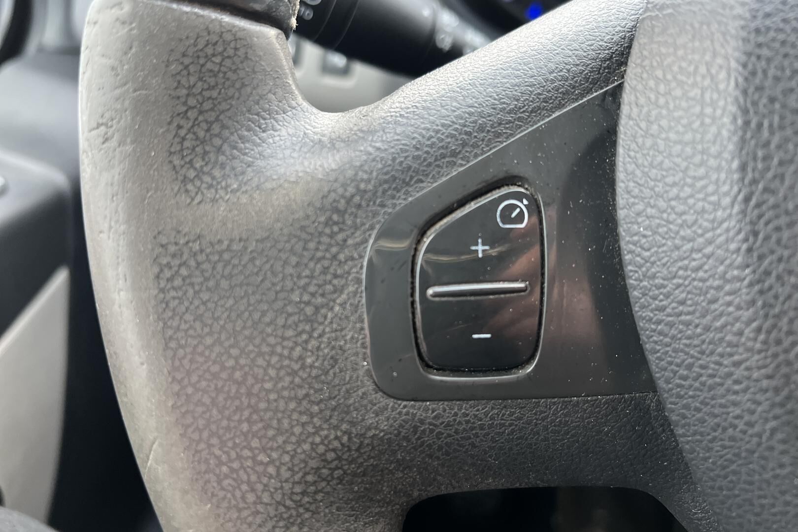 Renault Trafic iso kuva 17