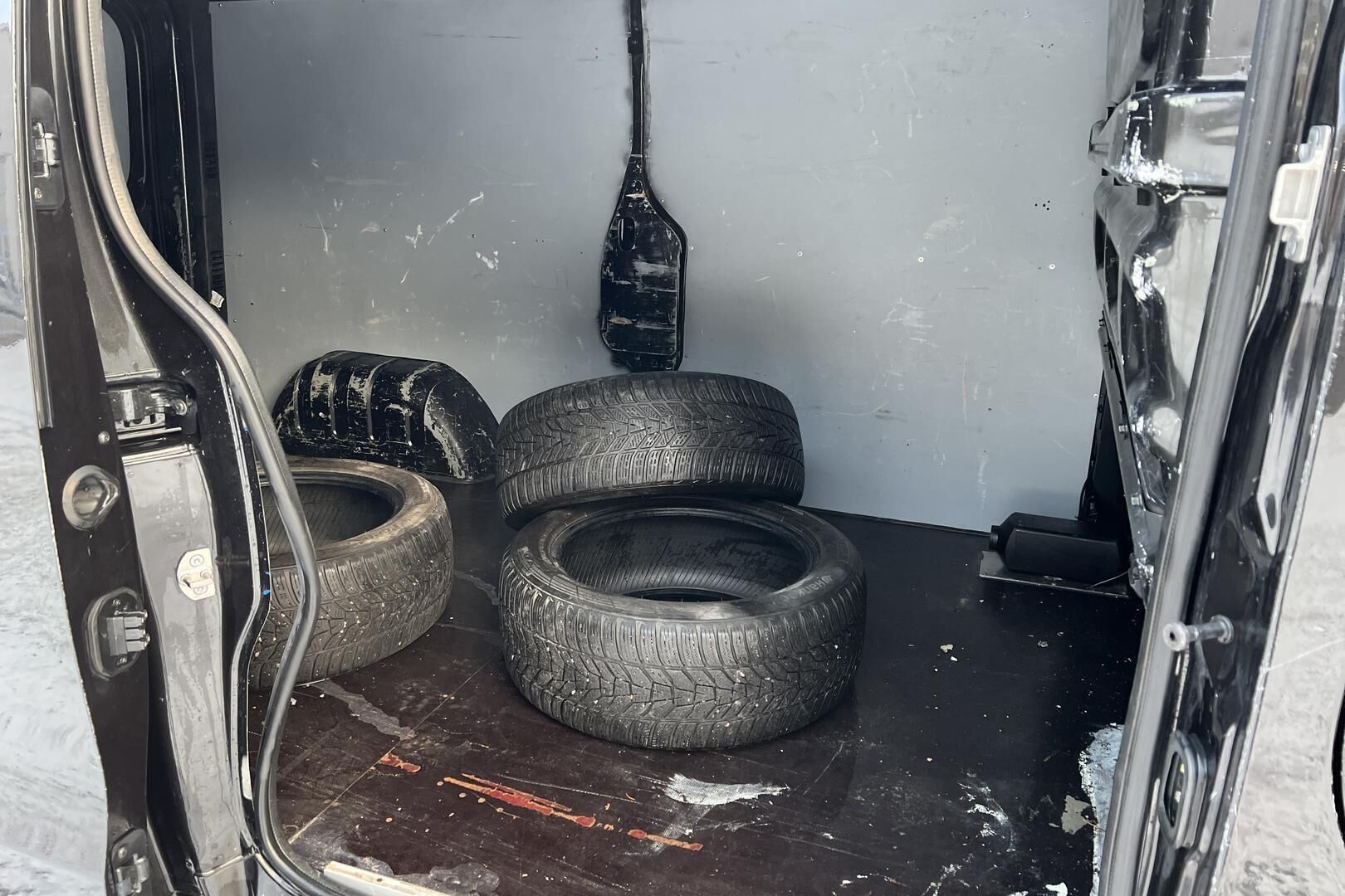 Renault Trafic iso kuva 18