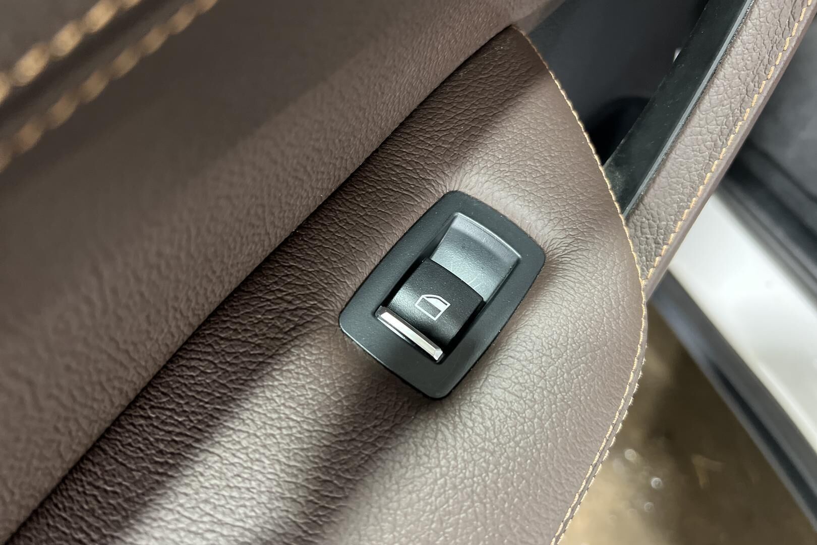 BMW X3 iso kuva 16