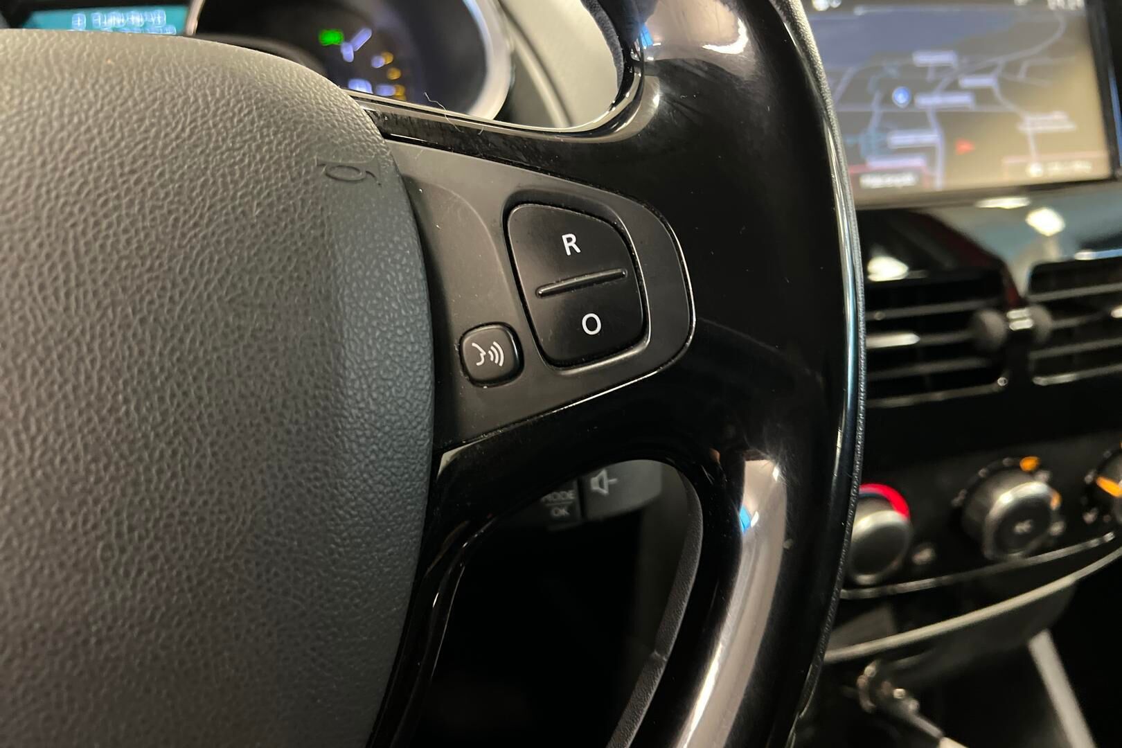 Renault Clio iso kuva 18