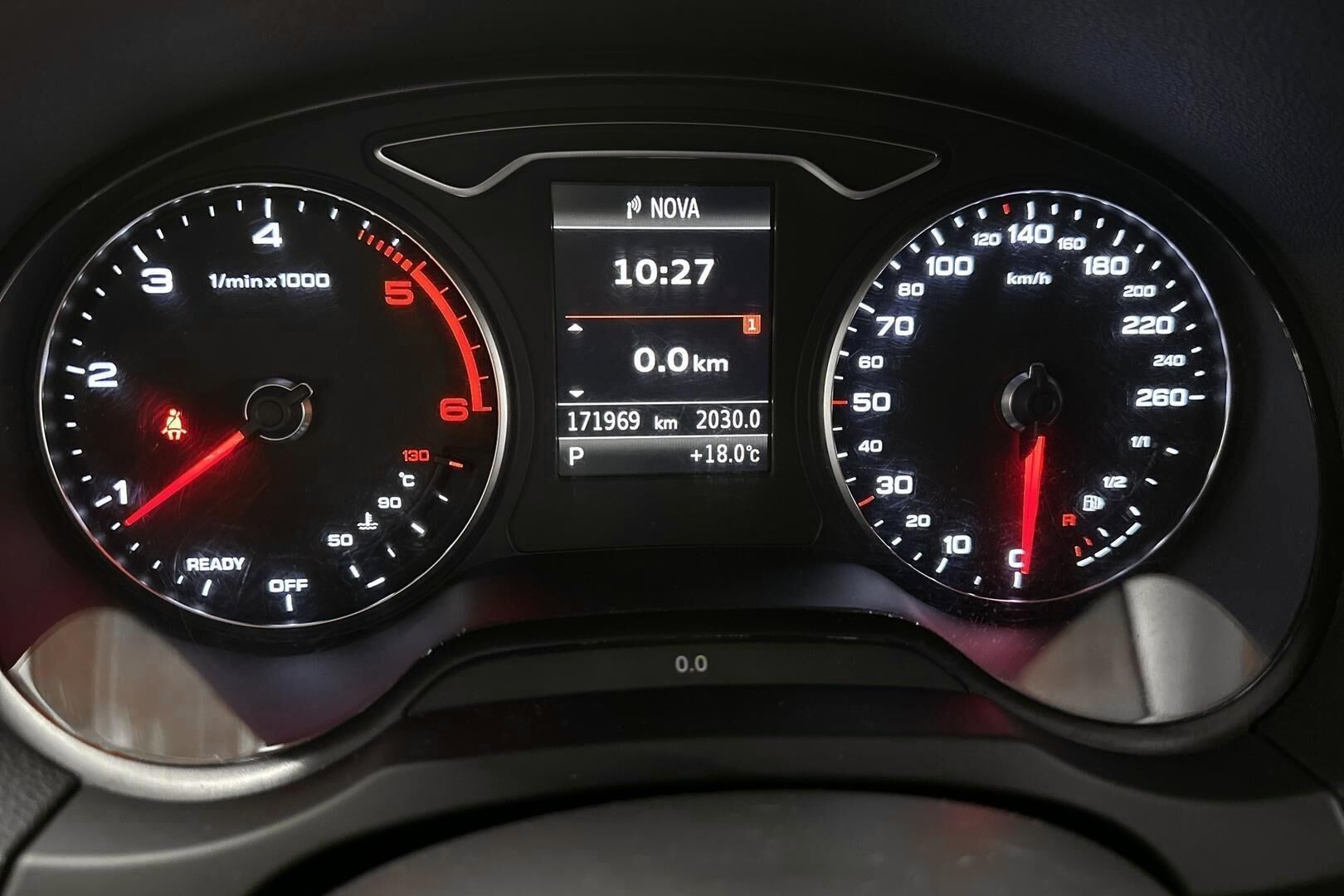 Audi A3 iso kuva 14