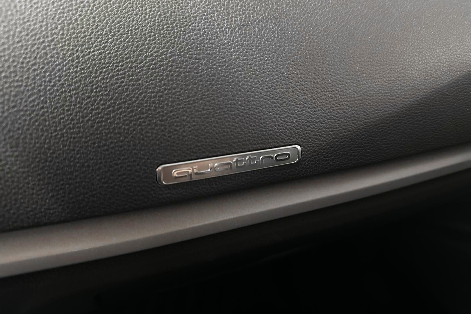 Audi A3 iso kuva 22
