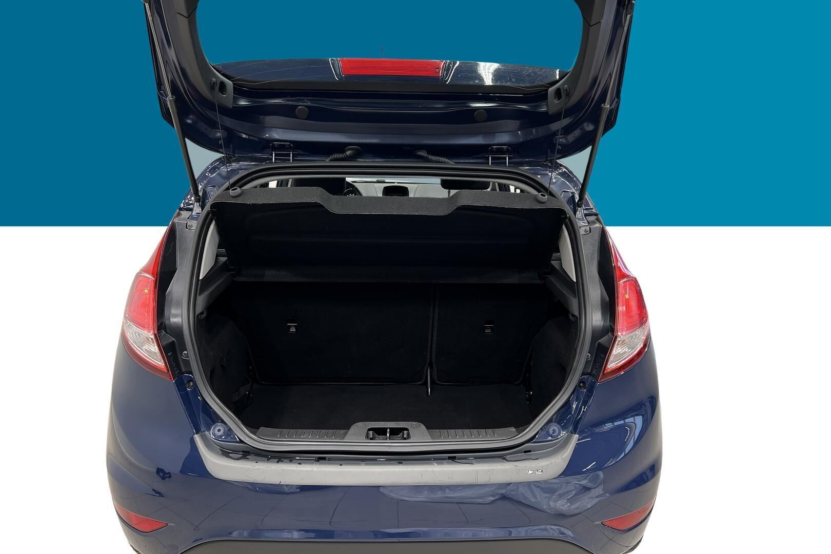 Ford Fiesta iso kuva 12