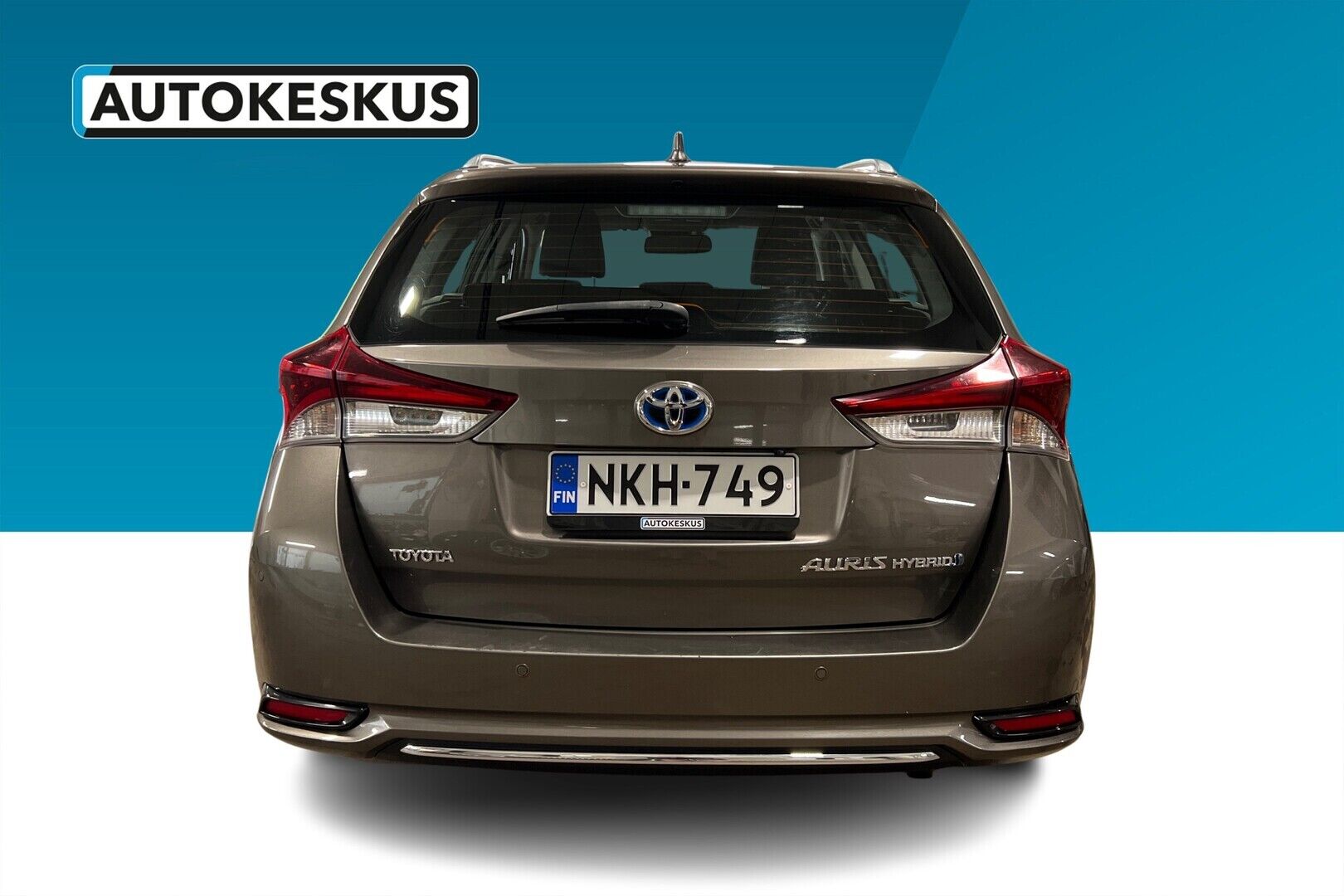Toyota Auris iso kuva 12