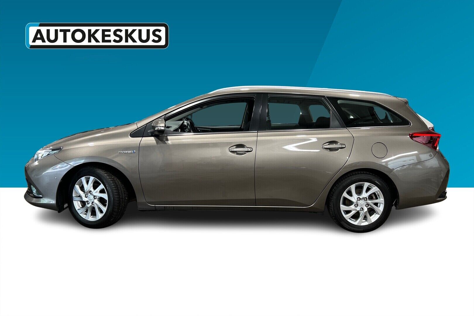 Toyota Auris iso kuva 3