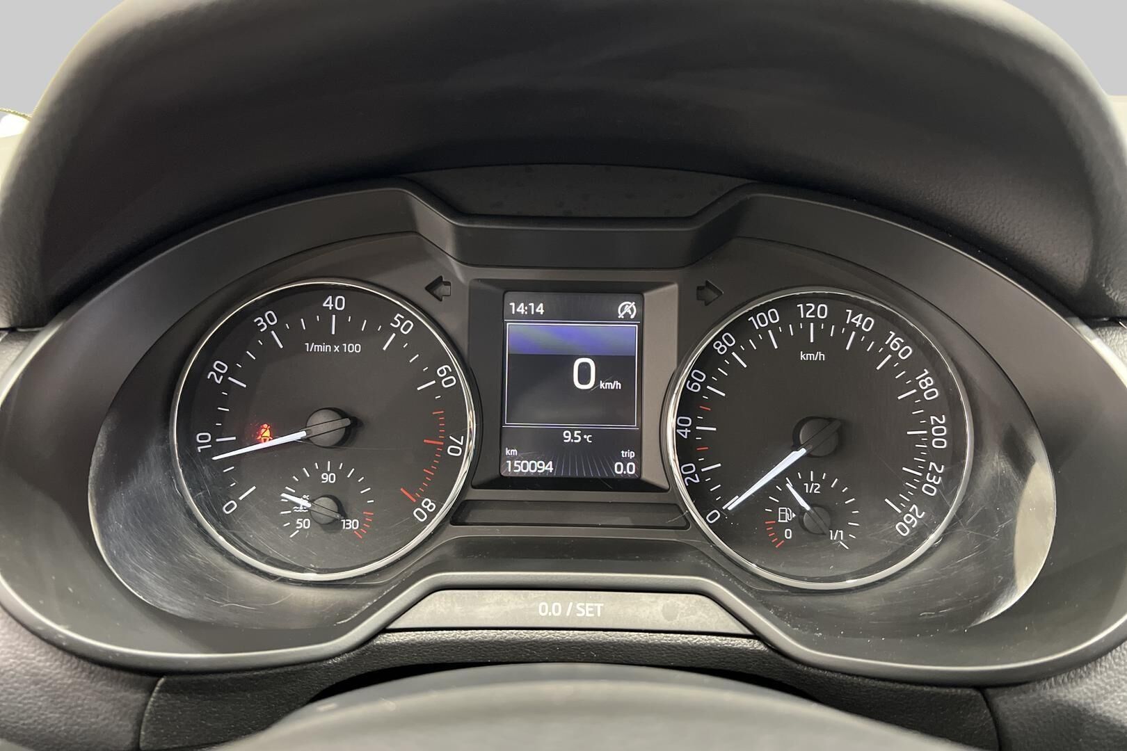 Skoda Octavia iso kuva 13