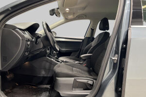 Skoda Octavia esikatselu 8