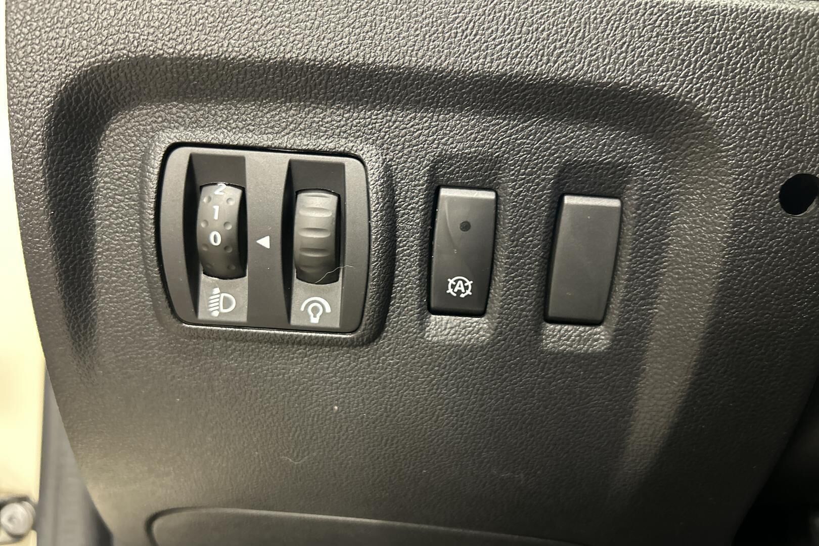 Renault Captur iso kuva 26