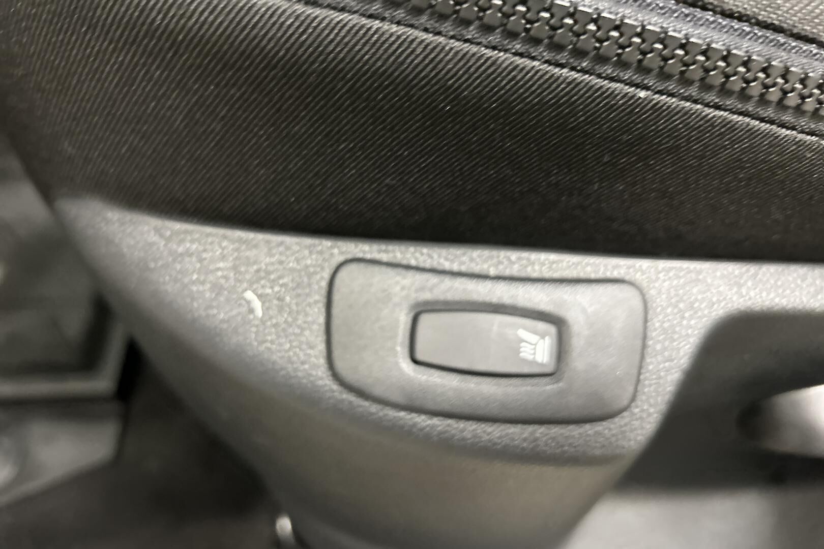 Renault Captur iso kuva 7