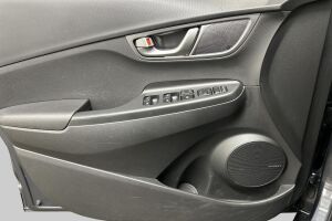 Hyundai KONA esikatselu 21