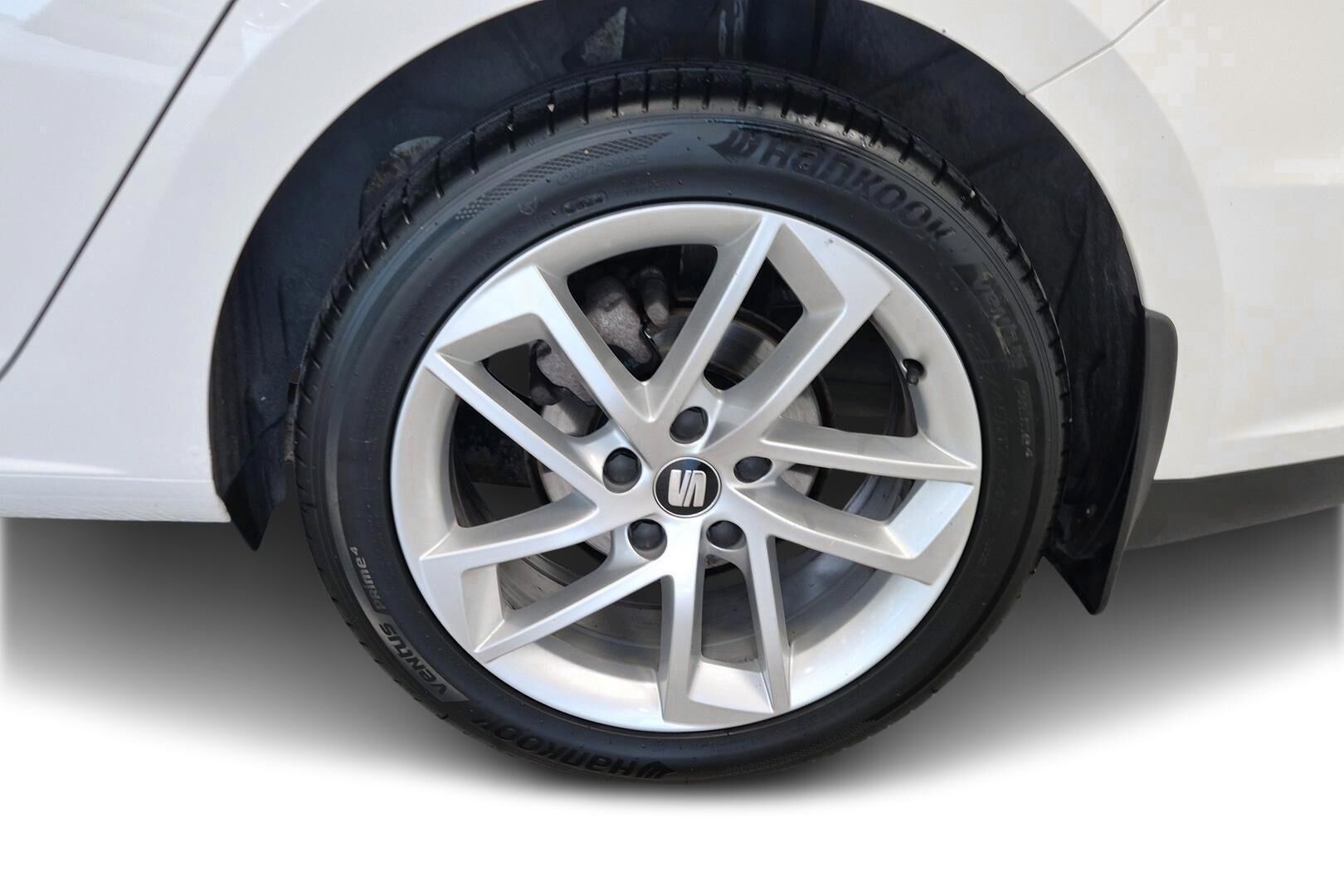 Seat Leon ST iso kuva 20