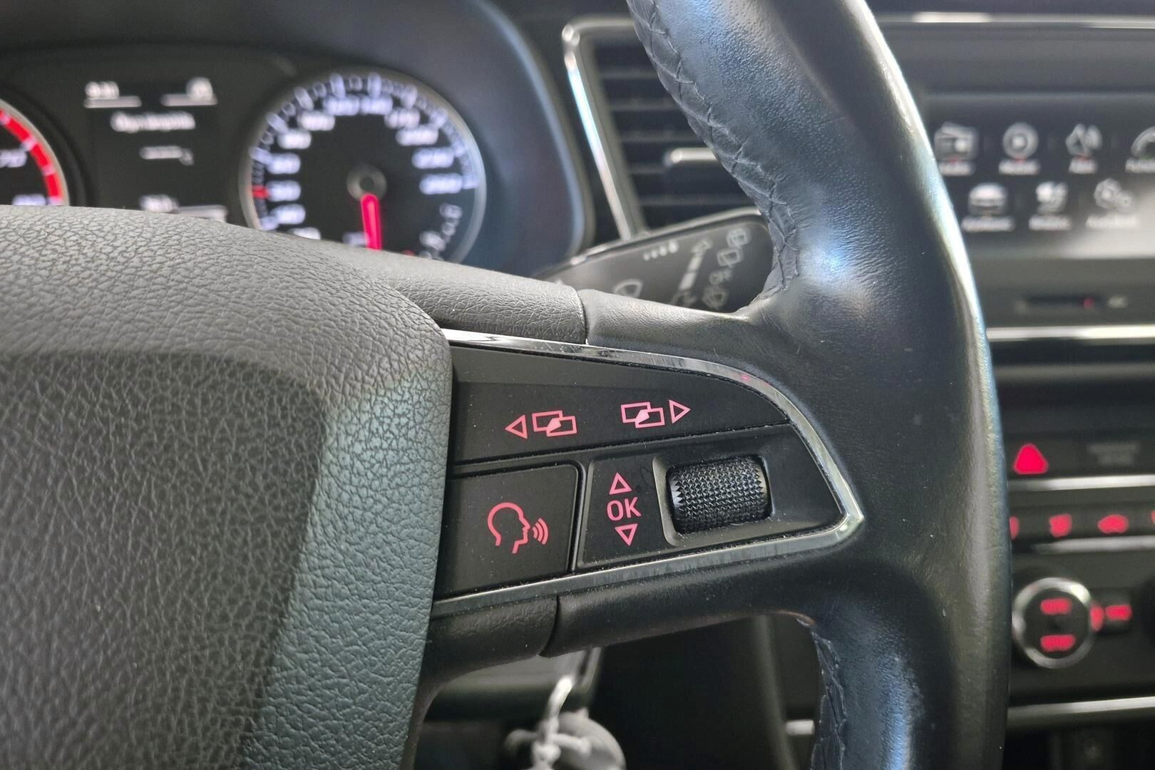 Seat Leon ST iso kuva 13