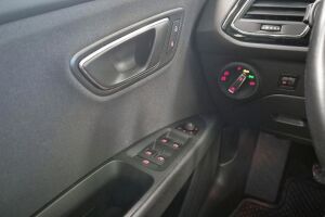 Seat Leon ST esikatselu 22
