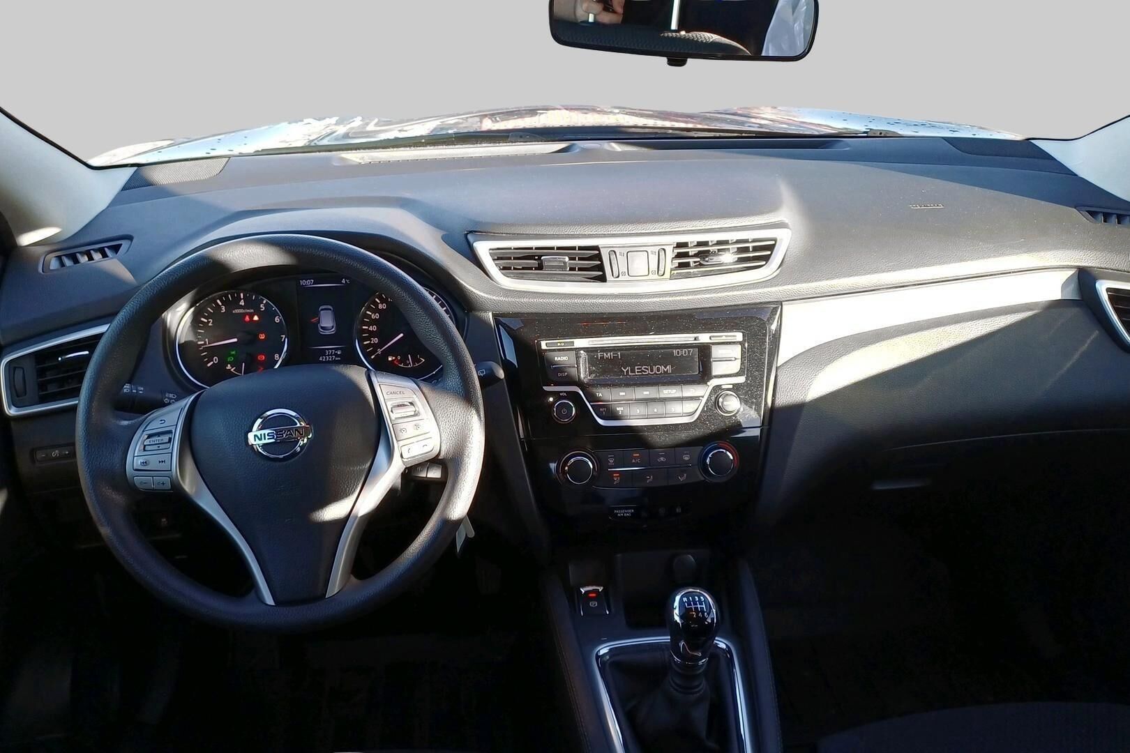 Nissan Qashqai iso kuva 2