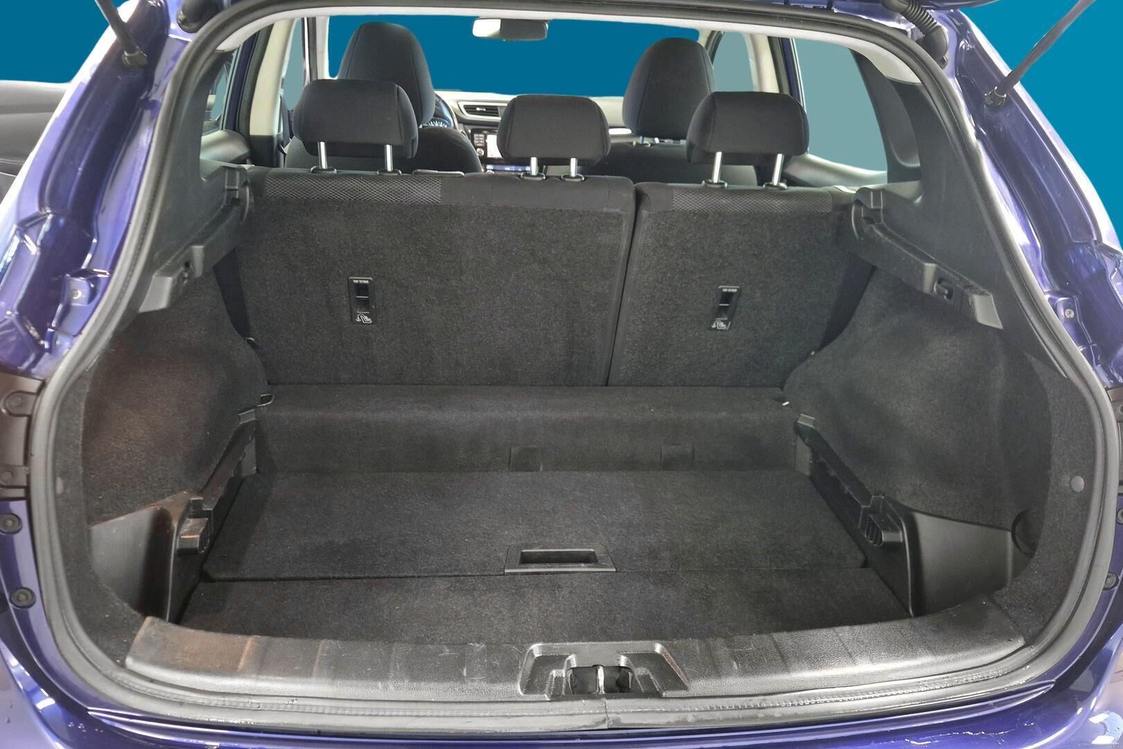 Nissan Qashqai iso kuva 10